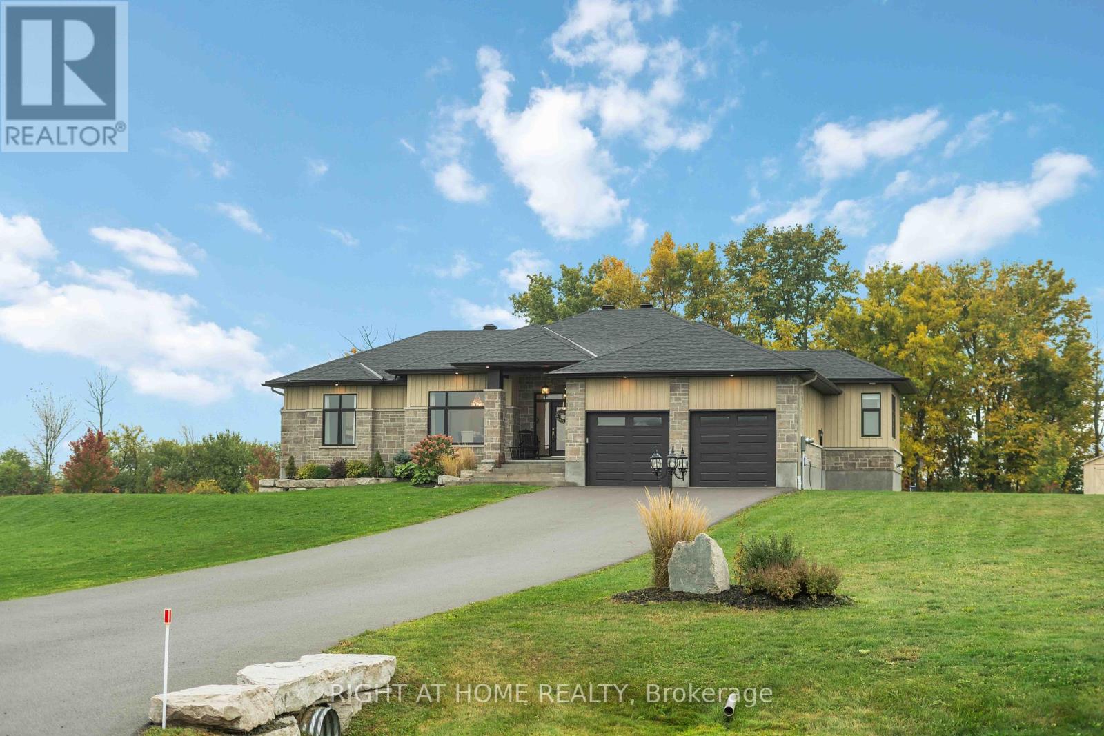 408 Gaelic Glen Rdg, Ottawa, ON K0A 1B0