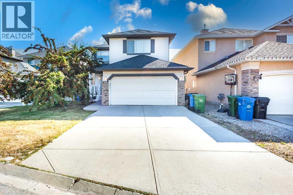 17 Royal Birkdale Cres NW, Calgary, AB T3G 5R4