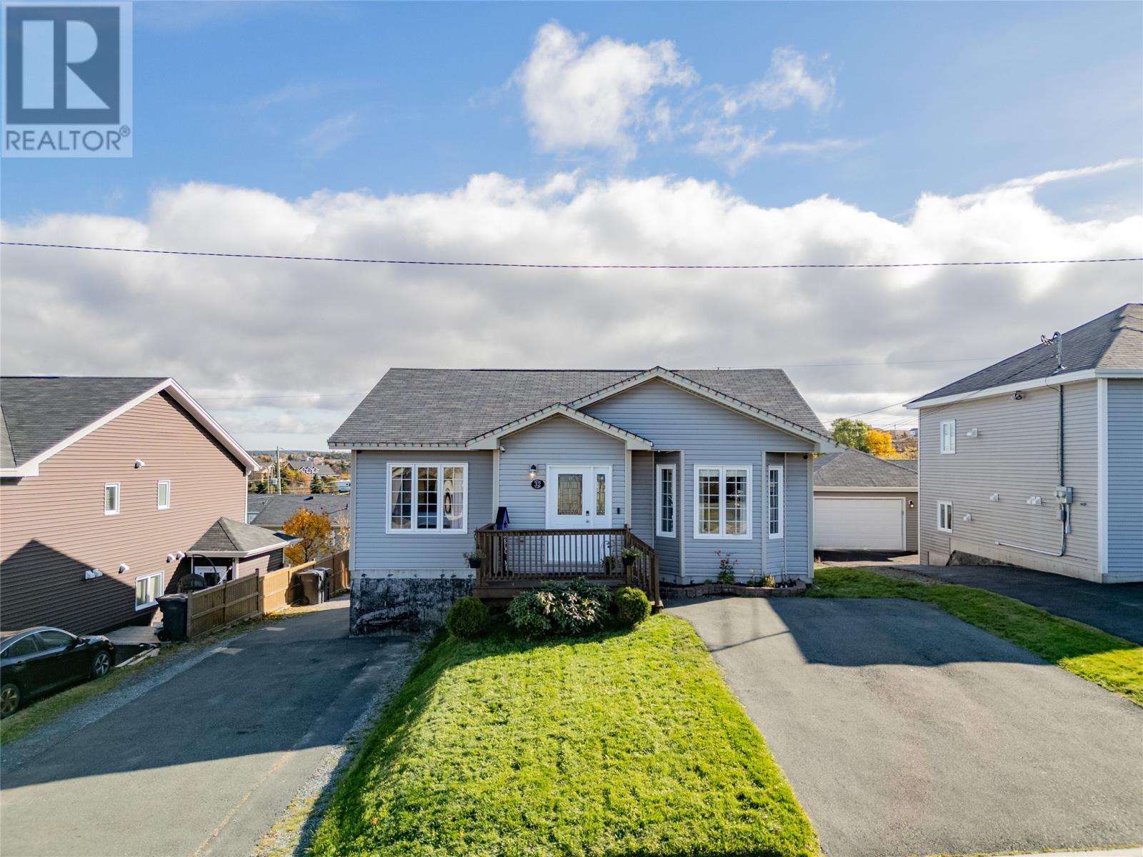 32 Morgan Ave, Paradise, NL A1L 3N3