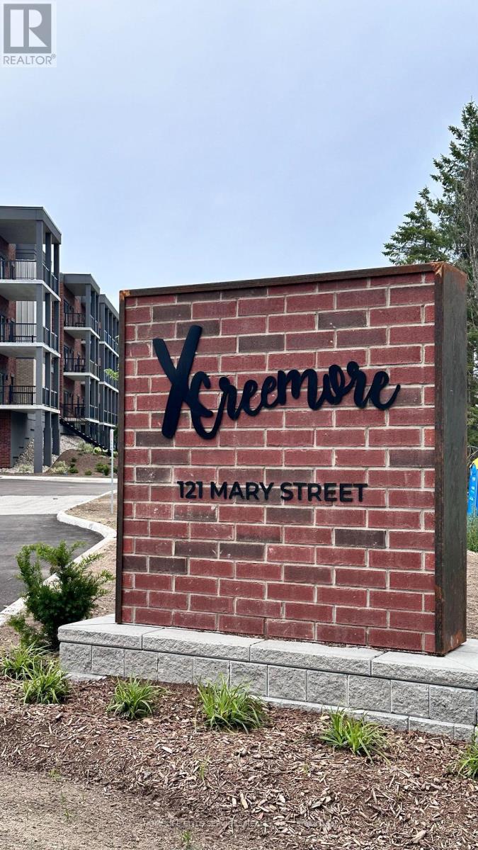 306 121 Mary St, Clearview, ON L0M 1G0