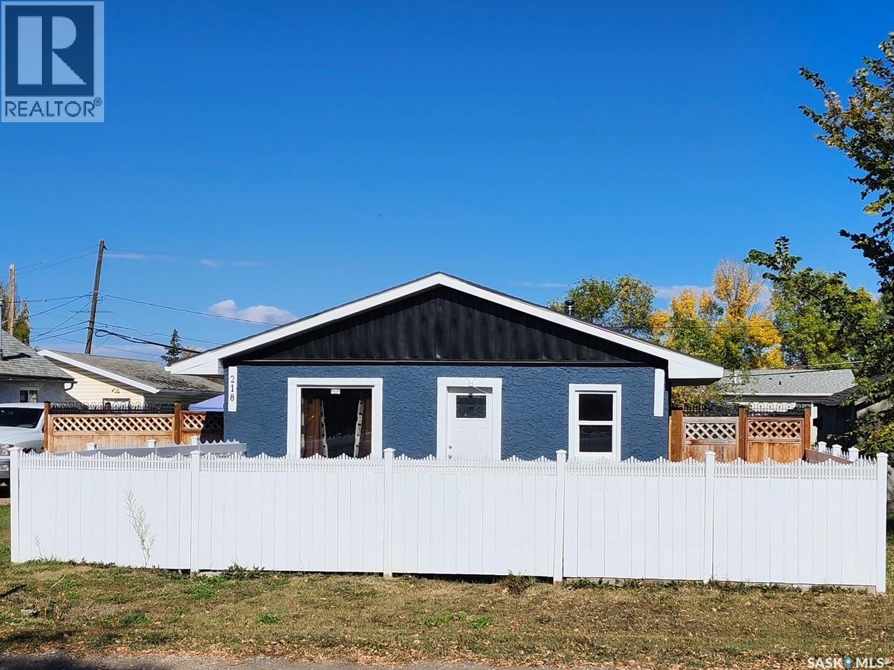 218 2nd Avenue, Maidstone, SK S0M 1M0