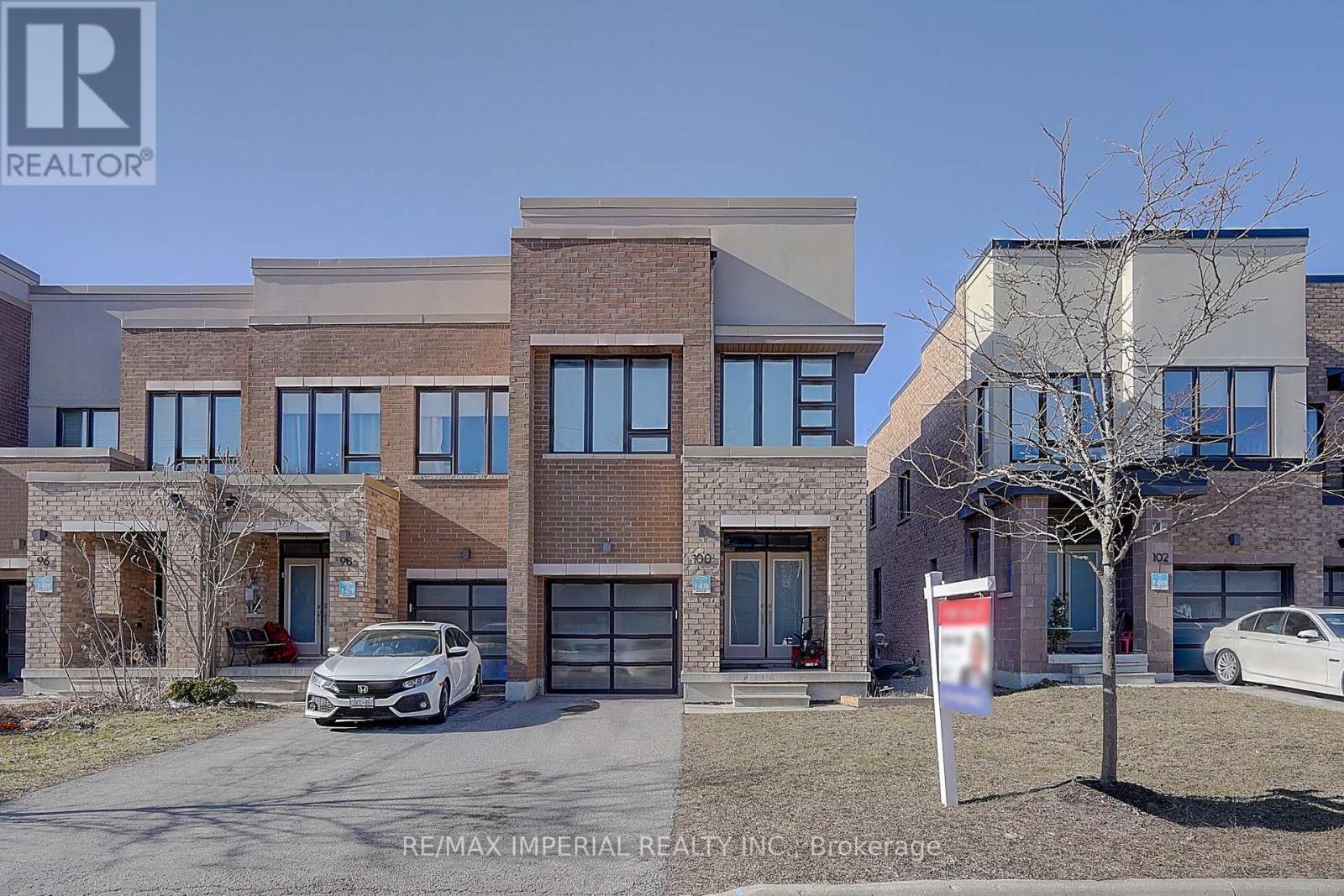 100 Dariole Dr, Richmond Hill, ON L4E 5B6