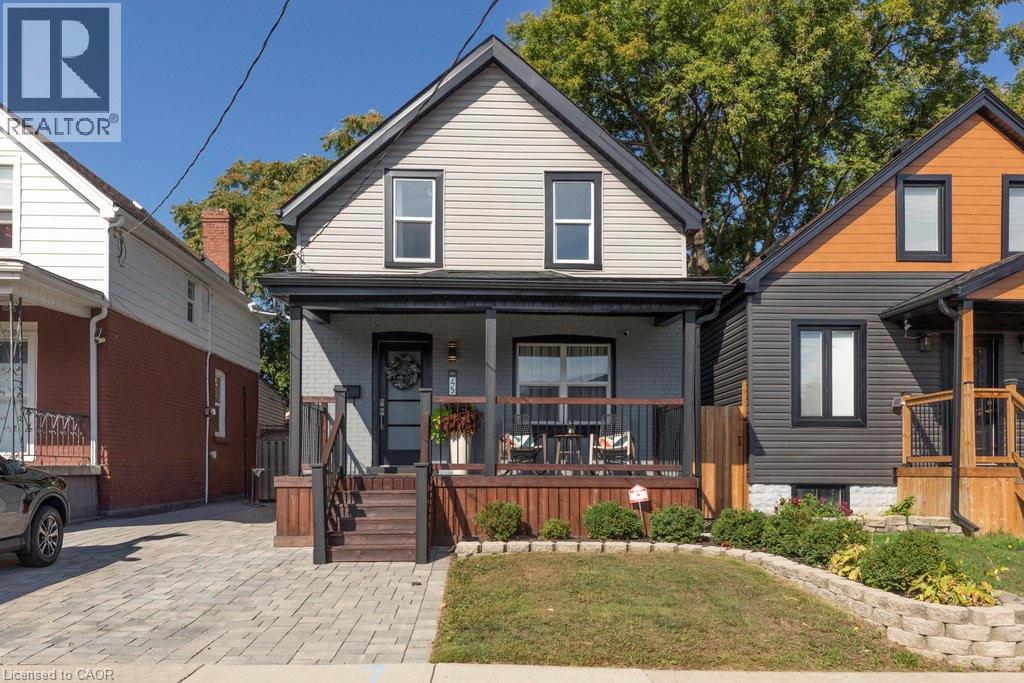 45 Tragina Ave N, Hamilton, ON L8H 5C4