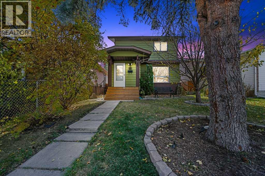 56 Shawmeadows Close SW, Calgary, AB T2Y 1A7