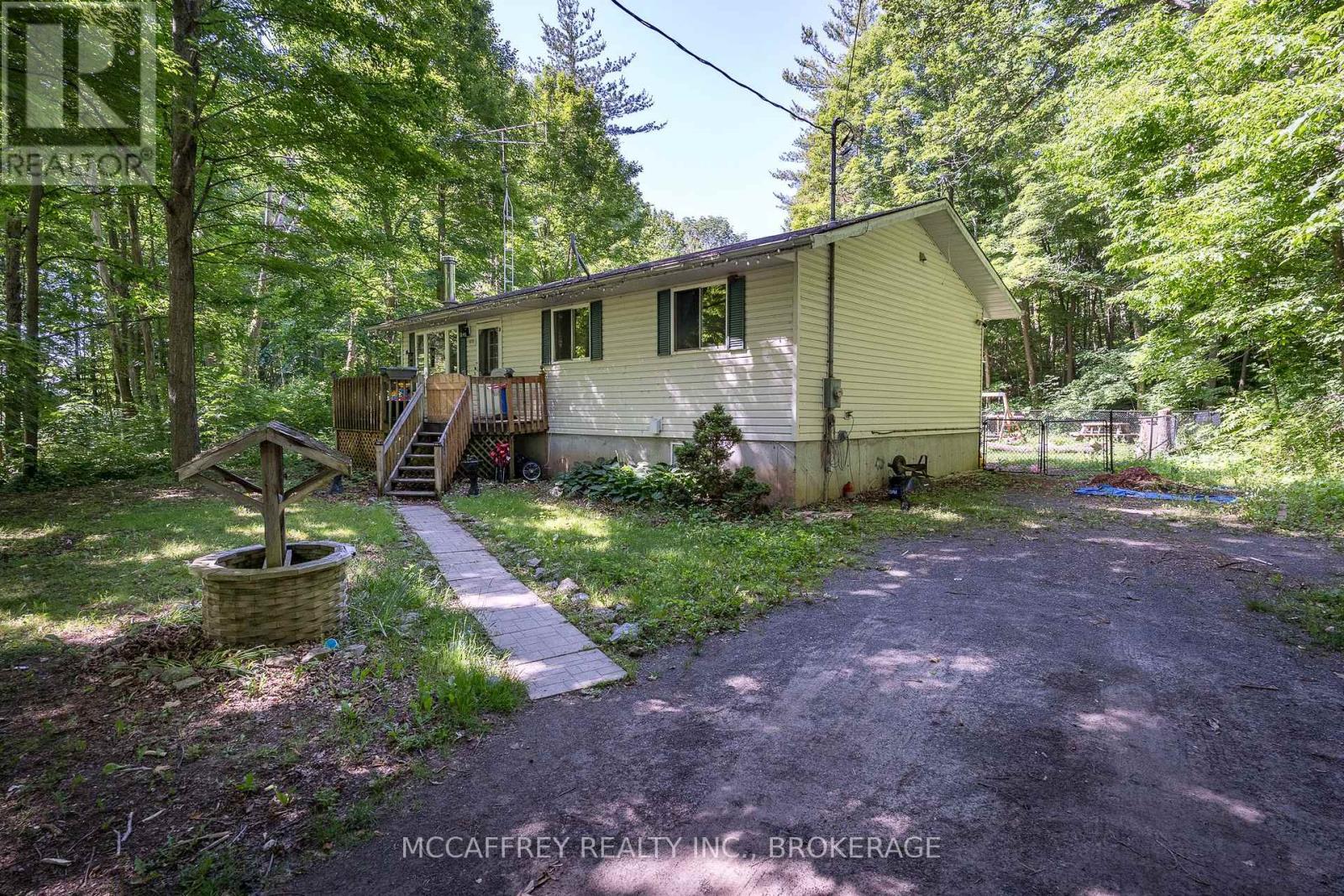 1670 Pine Grove Rd, Greater Napanee Greater Napanee, ON K0K 2W0