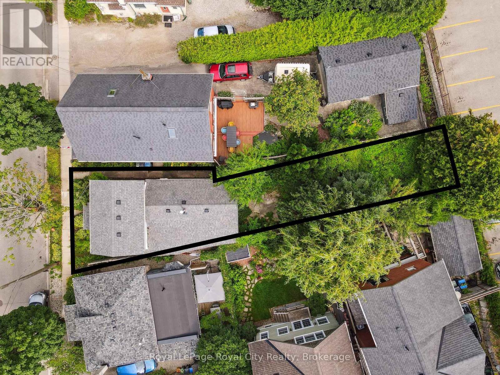 201 Arthur St N, Guelph, ON N1E 4V8