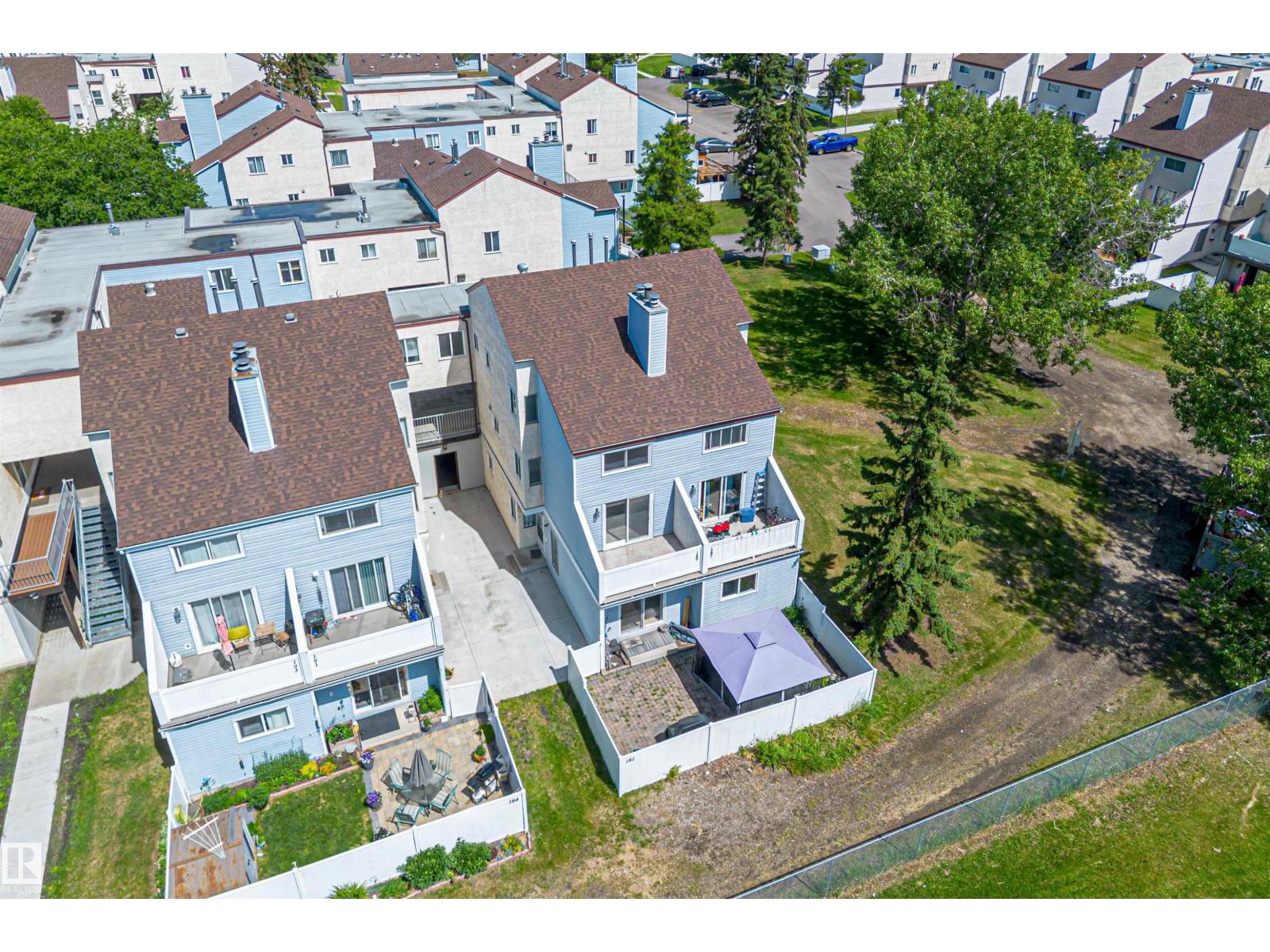189 Lancaster Tc NW, Edmonton, AB T5X 5T2
