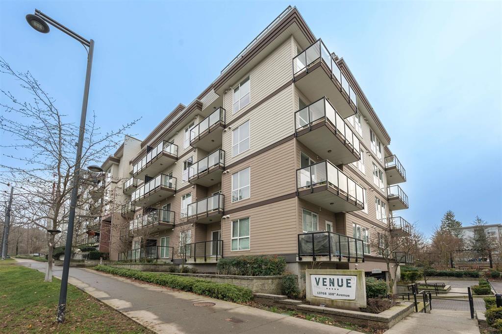13768 108 Avenue Unit 528, Surrey, BC V3T 0L9
