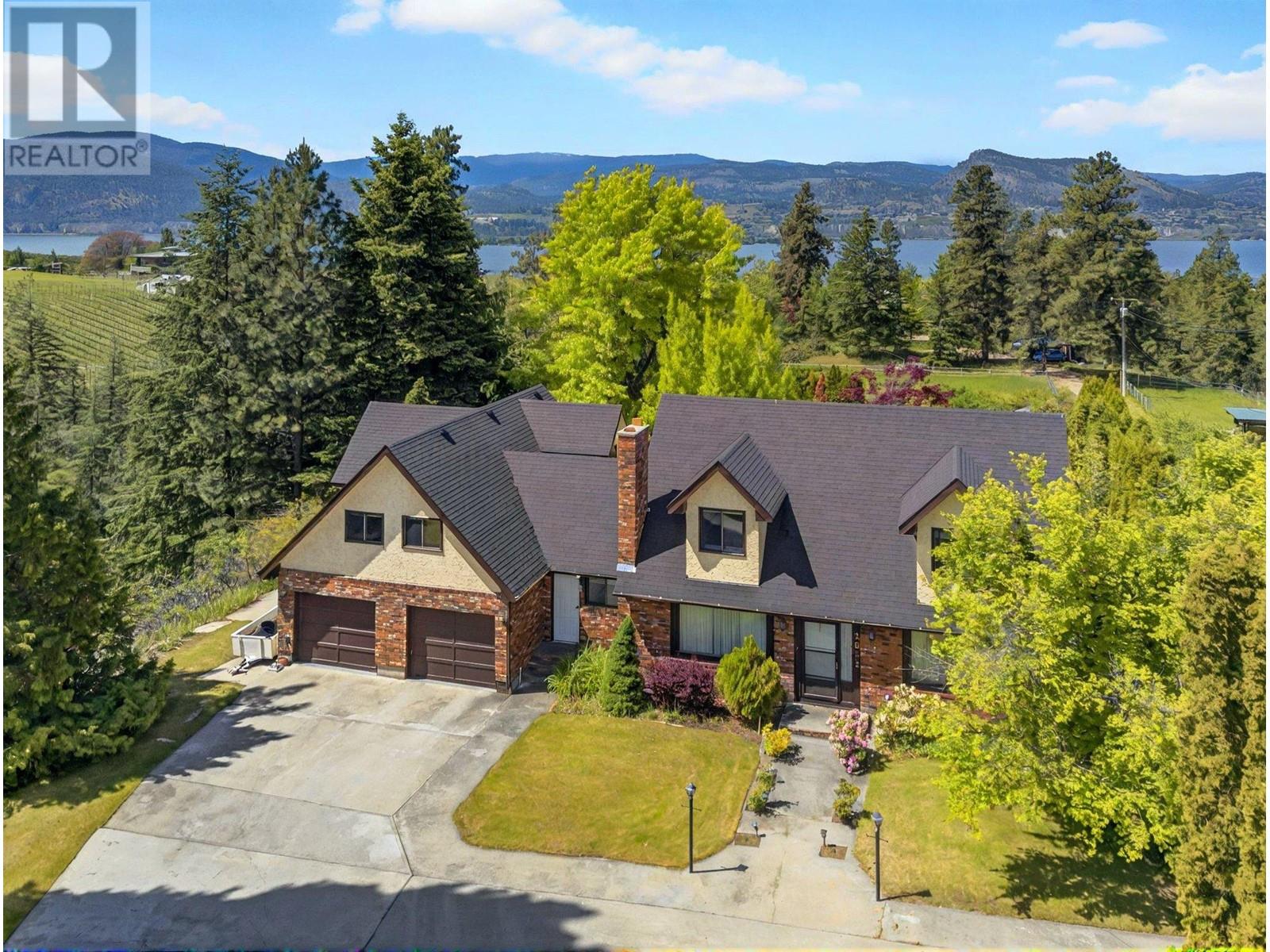3025 Naramata Rd, Naramata, BC V0H 1N1