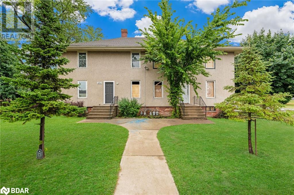 480 King St, Welland, ON L3B 3K7