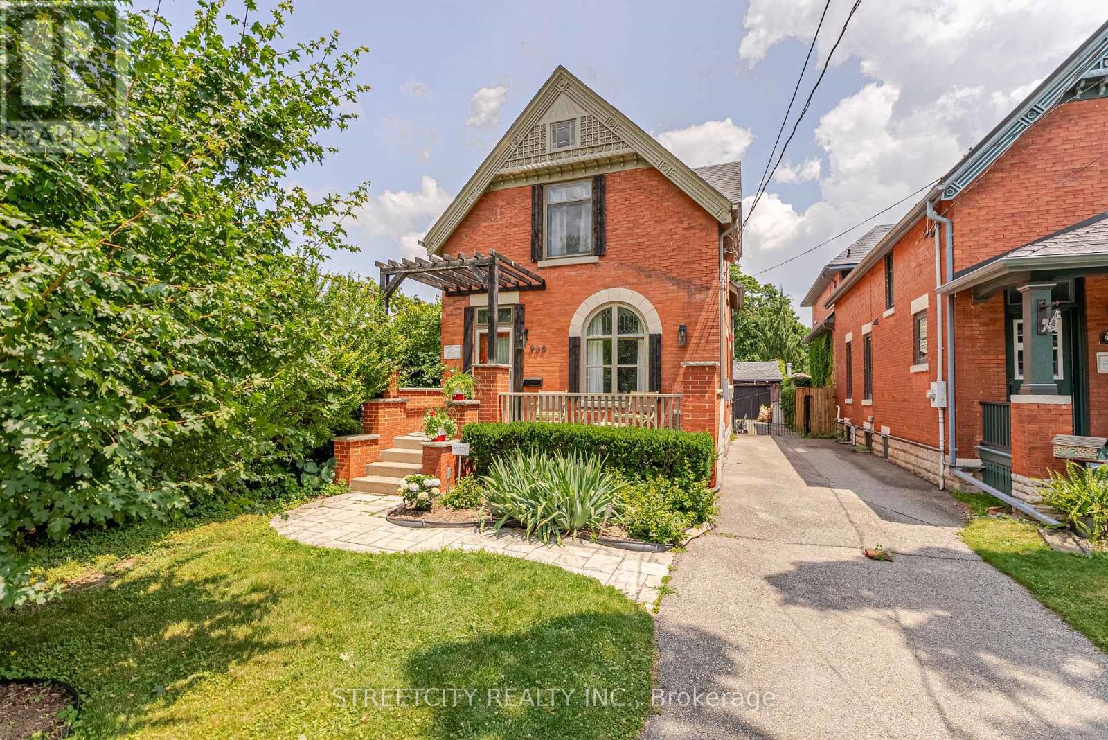 908 Maitland St, London, ON N5Y 2X1