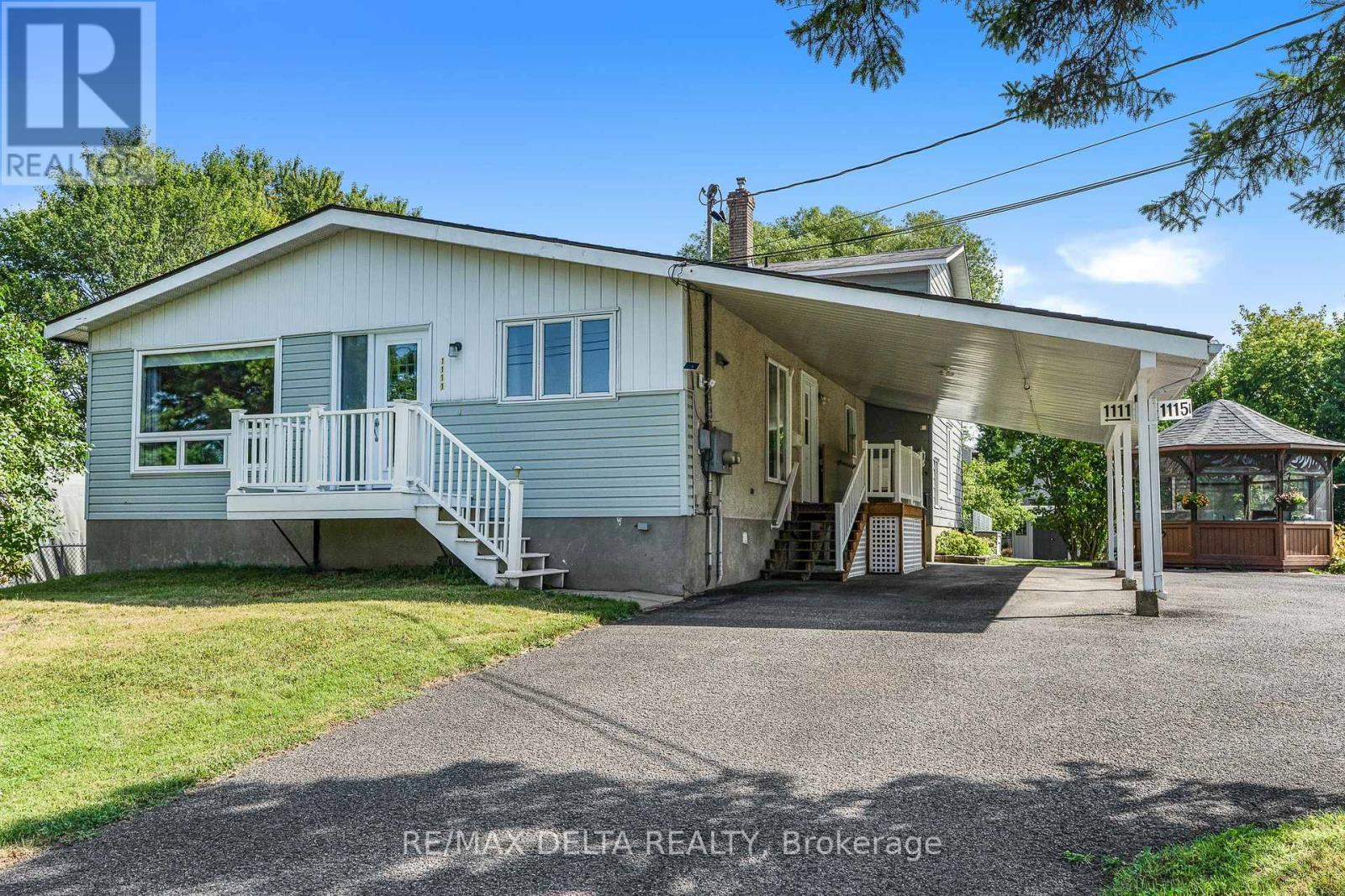 1115 Cholette Cres, Ottawa, ON K1C 1T4