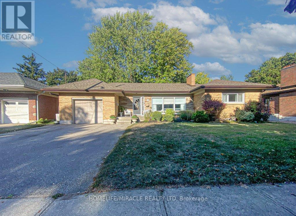 38 Kingsway Cres, Brantford, ON N3S 1M7