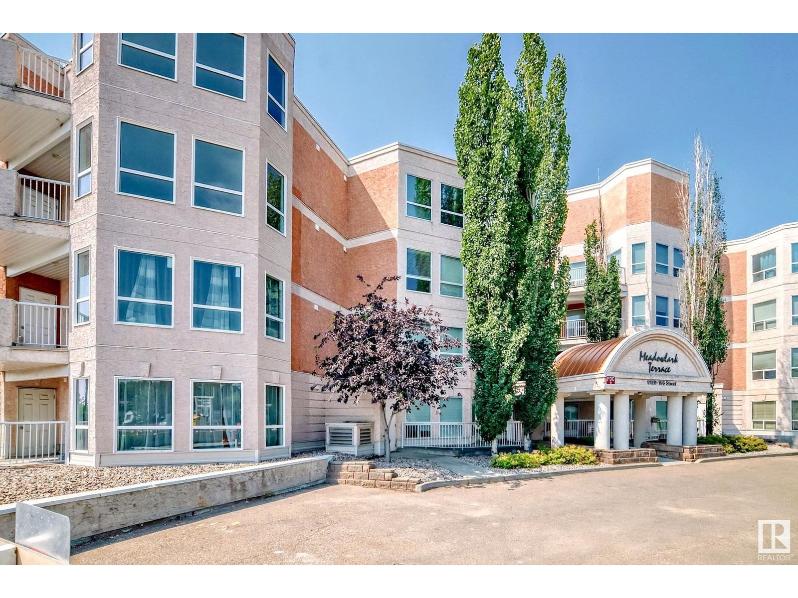 9120 156 Street Northwest #410, Edmonton, AB T5R 1Y8