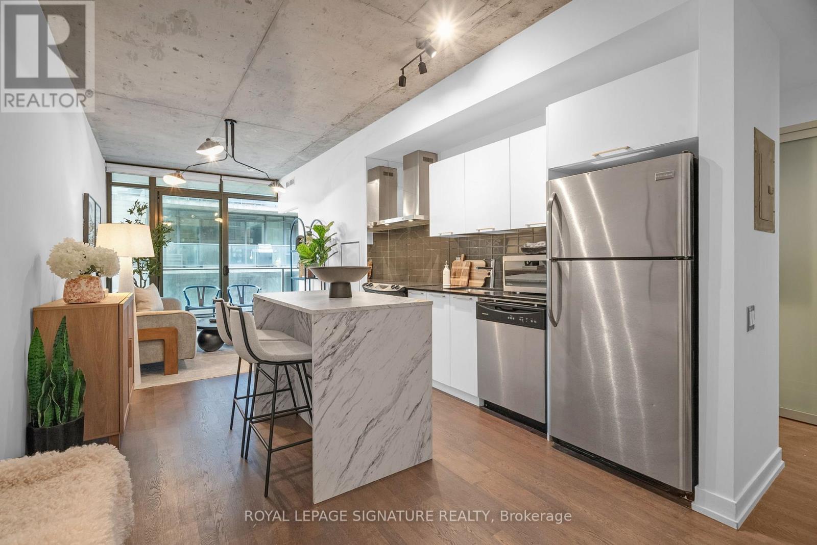 804 650 King St W, Toronto, ON M5V 0H6