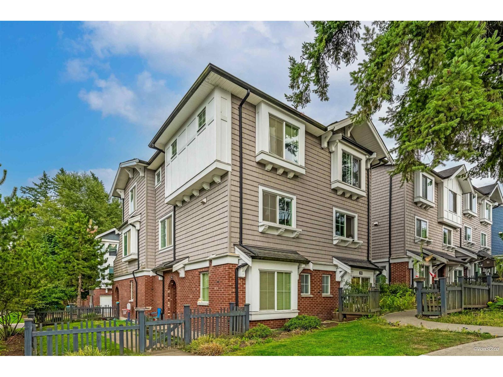 14833 61st Avenue Unit 163, Surrey, BC V3S 6T6