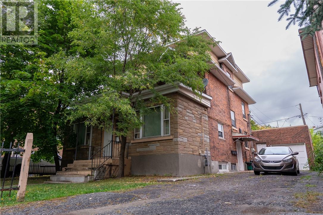 302 Cedar St, Sudbury, ON P3B 1M7