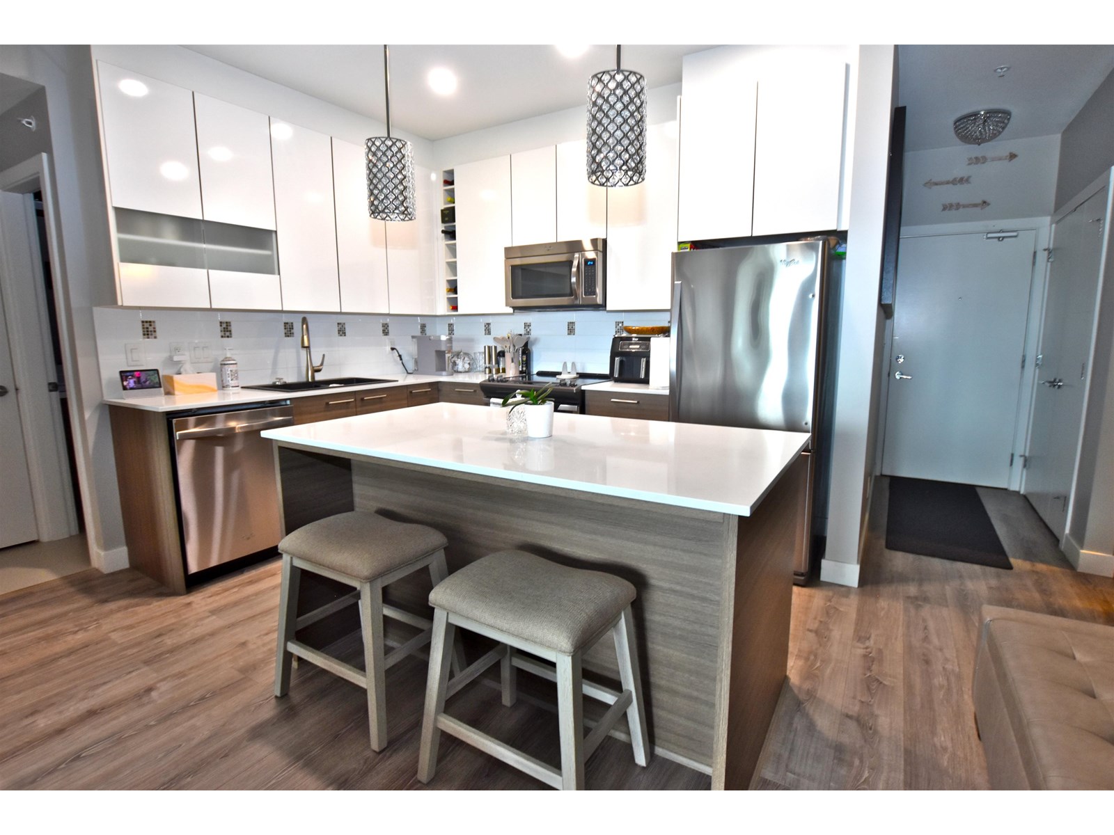 16380 64 Avenue Unit 307, Surrey, BC V3S 6X6
