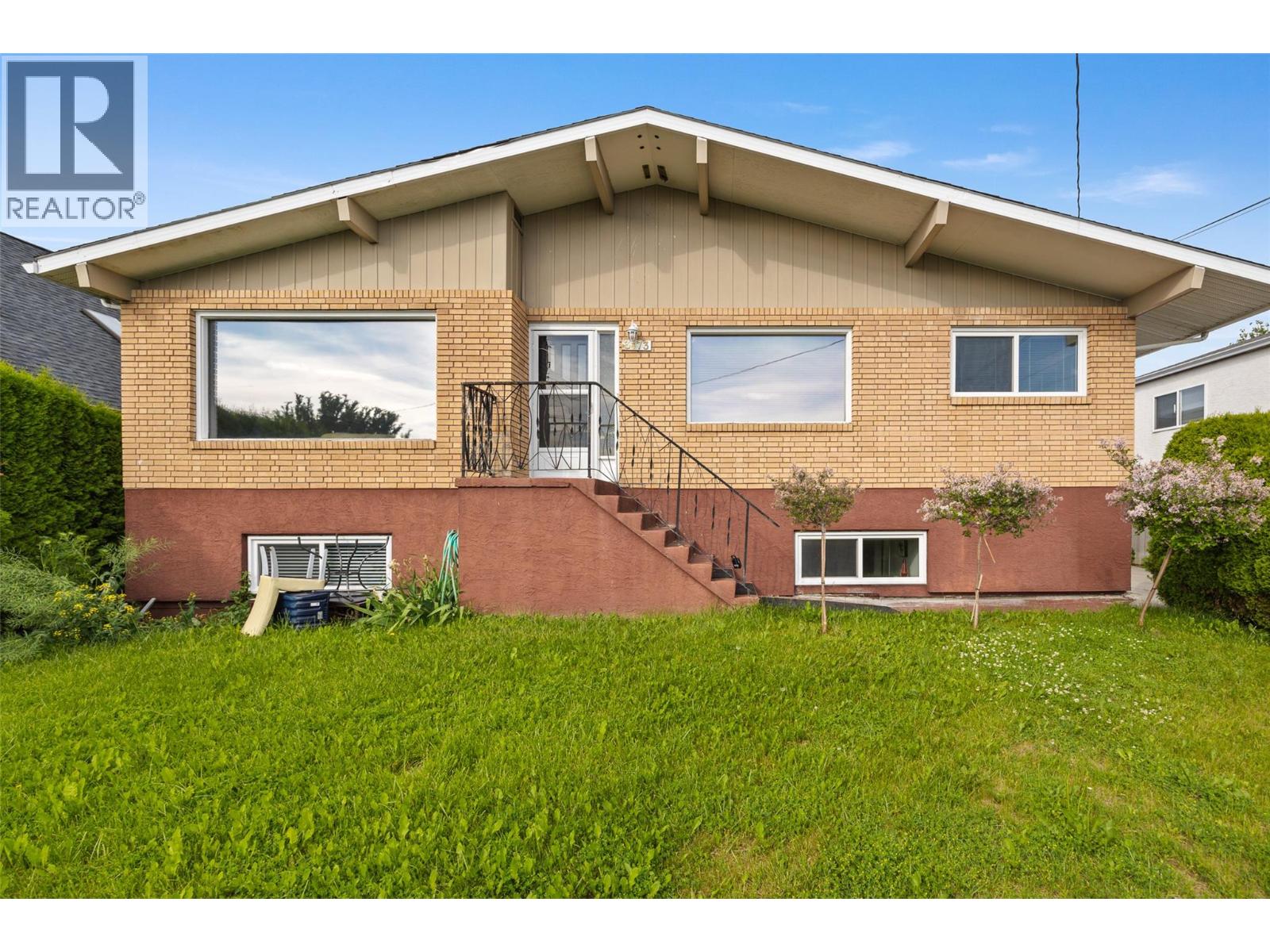 3473 Moberly Rd, Kelowna, BC V1W 3H9