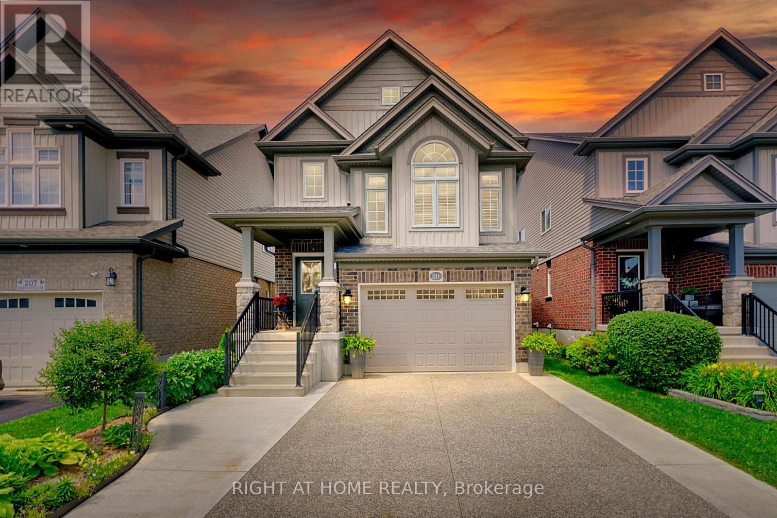 211 Hardcastle Dr, Cambridge, ON N1S 0A8