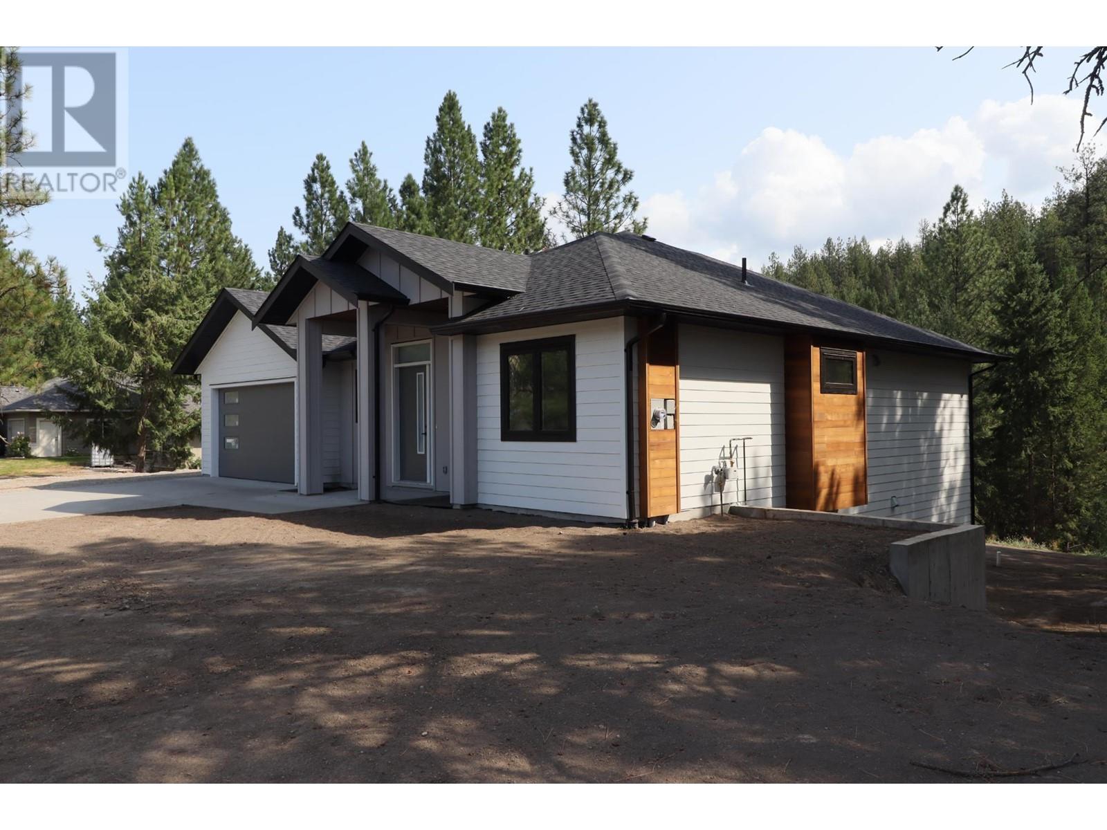 245 Prospect Dr, Grand Forks, BC V0H 1H2