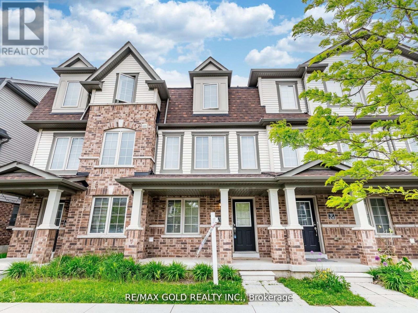 436 Linden Dr, Cambridge, ON N3H 0C6