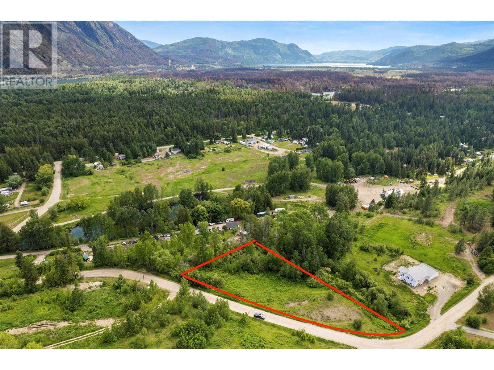 2481 Squilaxanglemont Road Lot Apt 38 Rd, Lee Creek, BC V0E 1M4