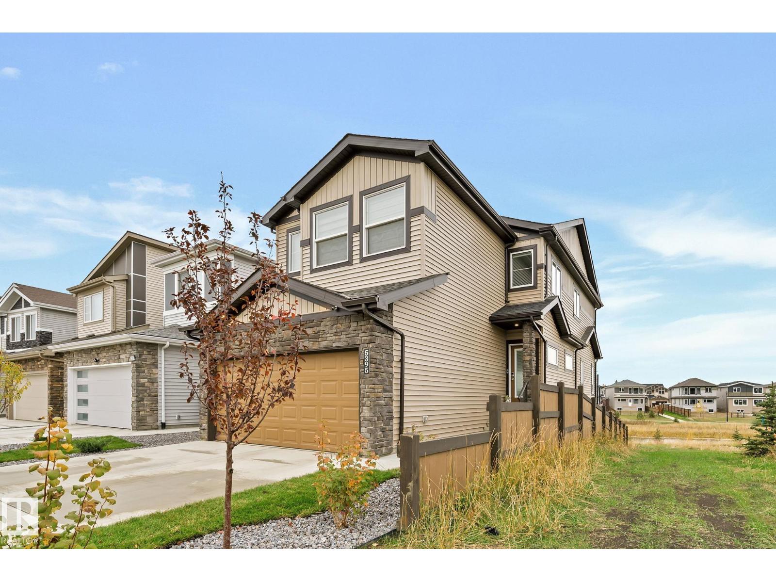 5395 Lark Ld NW, Edmonton, AB T5S 0S3