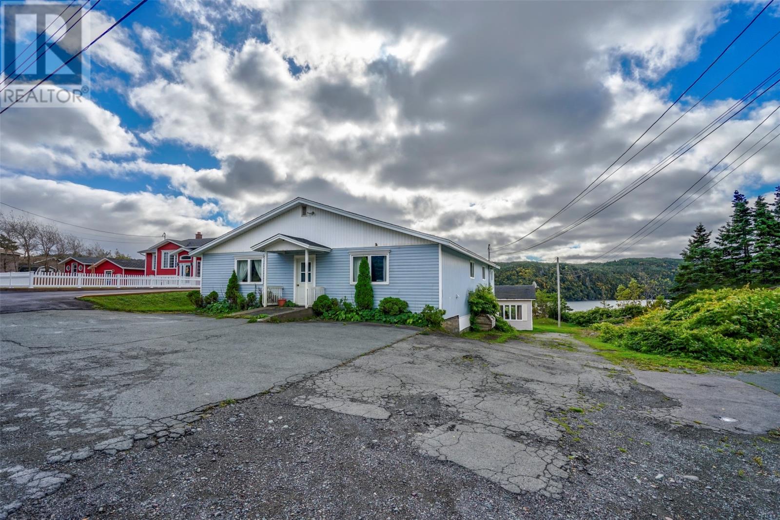 169 Ferndale Rd, Placentia, NL A0B 2G0