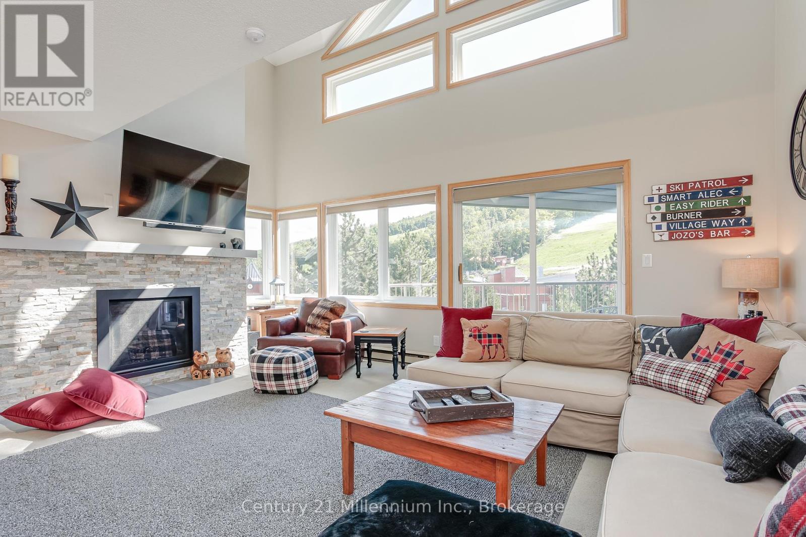 313 107 Ann Heggtveit Dr, The Blue Mountains, ON L9Y 0P7