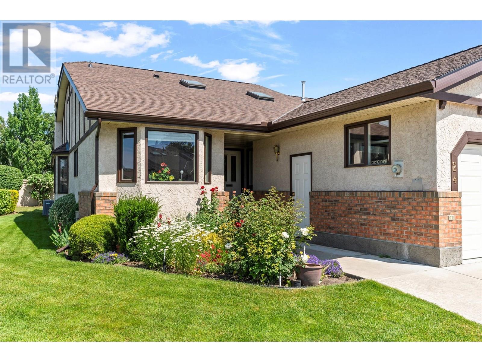 2200 Gordon Drive Unit 24, Kelowna, BC V1Y 8T7