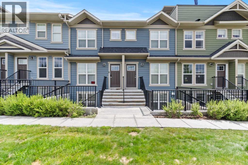 414 Cranbrook Sq SE, Calgary, AB T3M 3K8