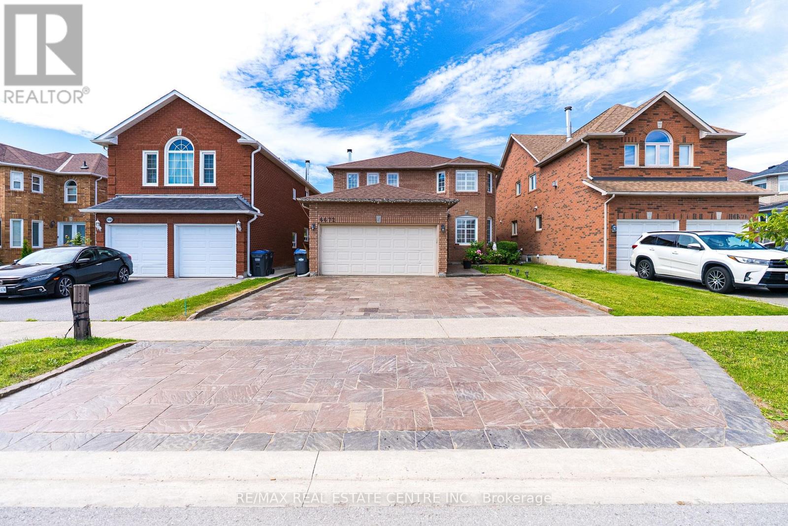 6672 Lisgar Dr, Mississauga, ON L5N 6V9