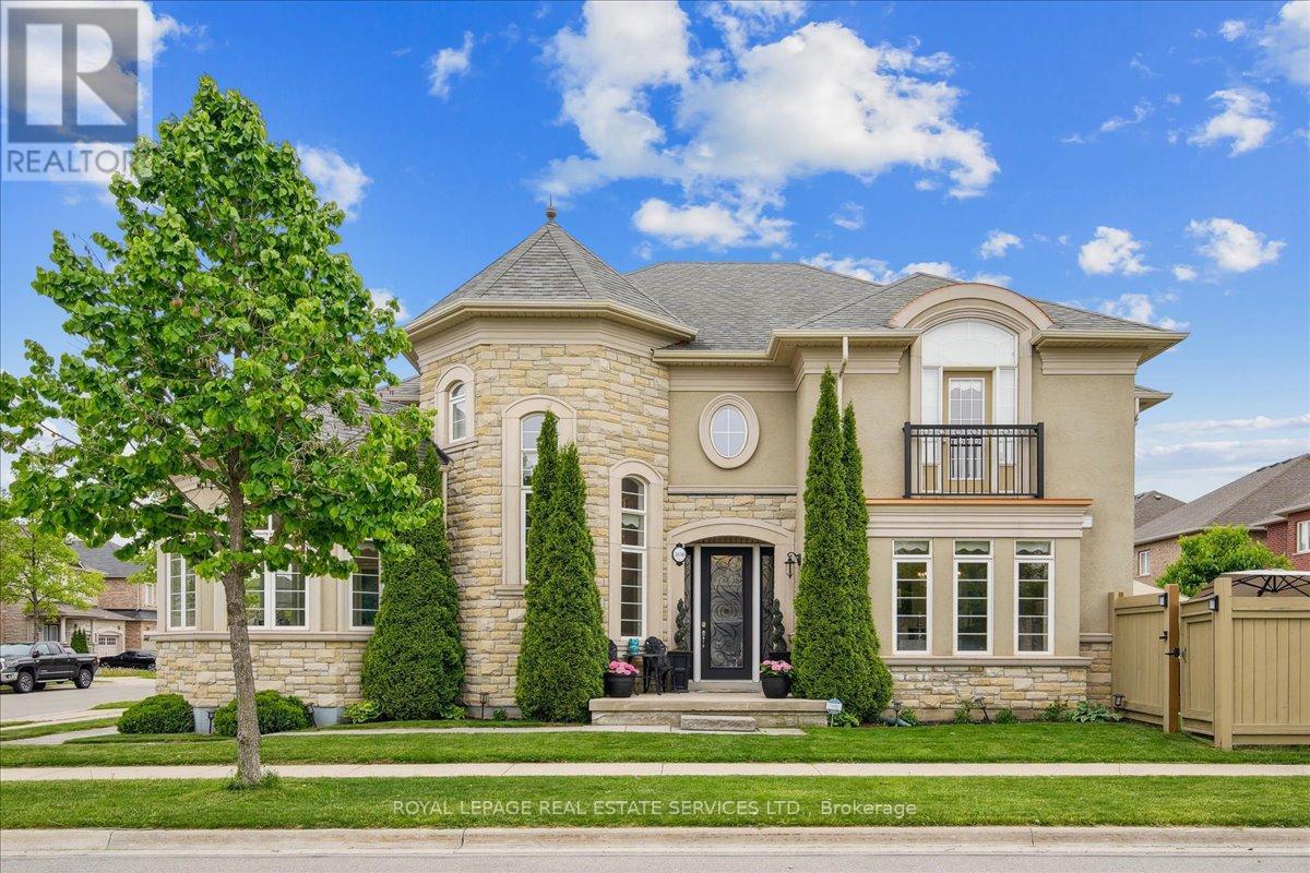3150 Trailside Dr, Oakville, ON L6M 4M2