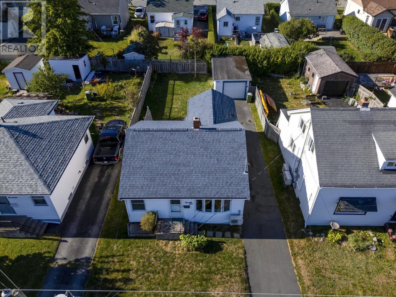 21 Howe St, Dartmouth, NS B2A 3G2