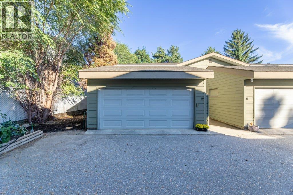 1950 Burtch Road Unit 10, Kelowna, BC V1Y 4B2