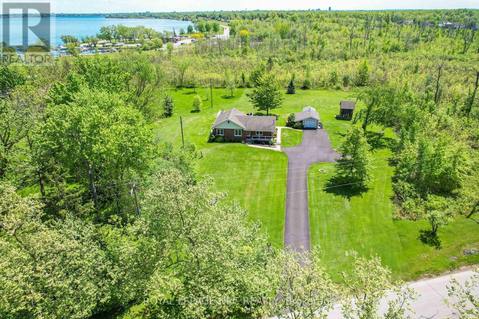 410 Cairns Cres, Fort Erie, ON L2A 5M4