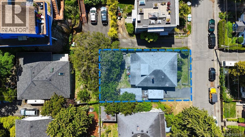745 Front St, Victoria, BC V9A 3Y3