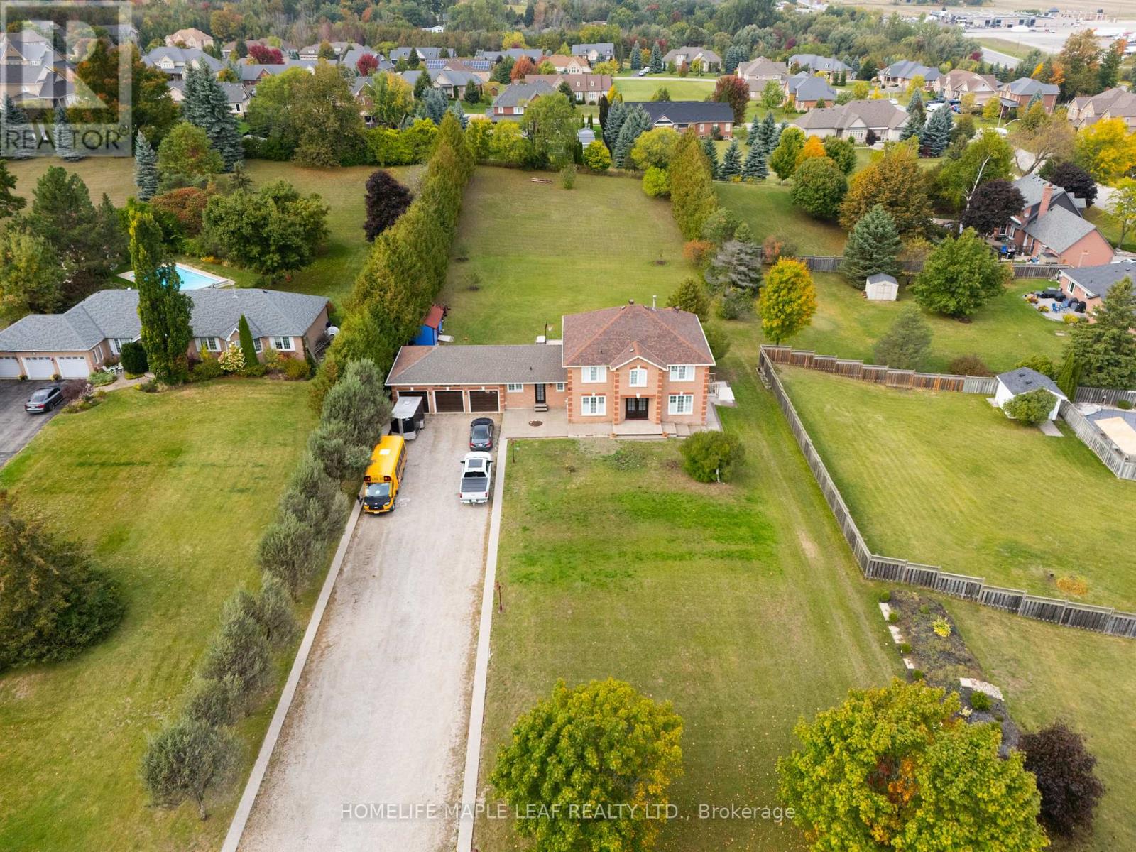 36 Hawthorne Rd, Mono, ON L9W 6G7