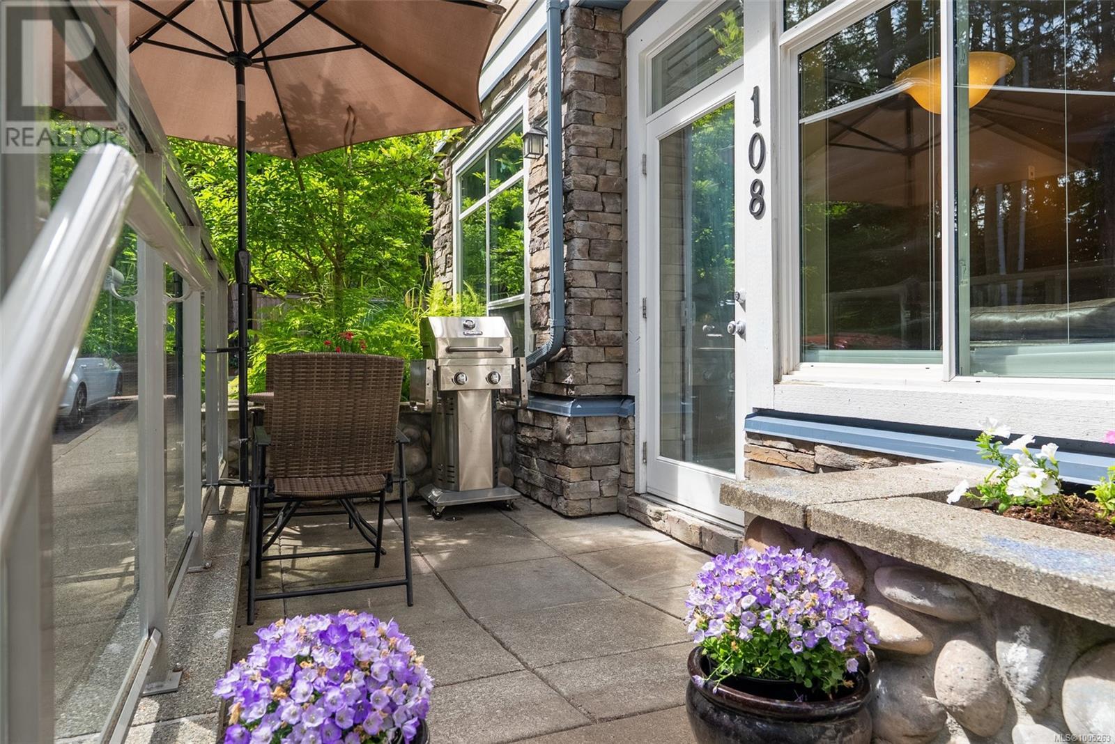 608 Fairway Ave Unit 108 Ave, Langford, BC V9B 2R5