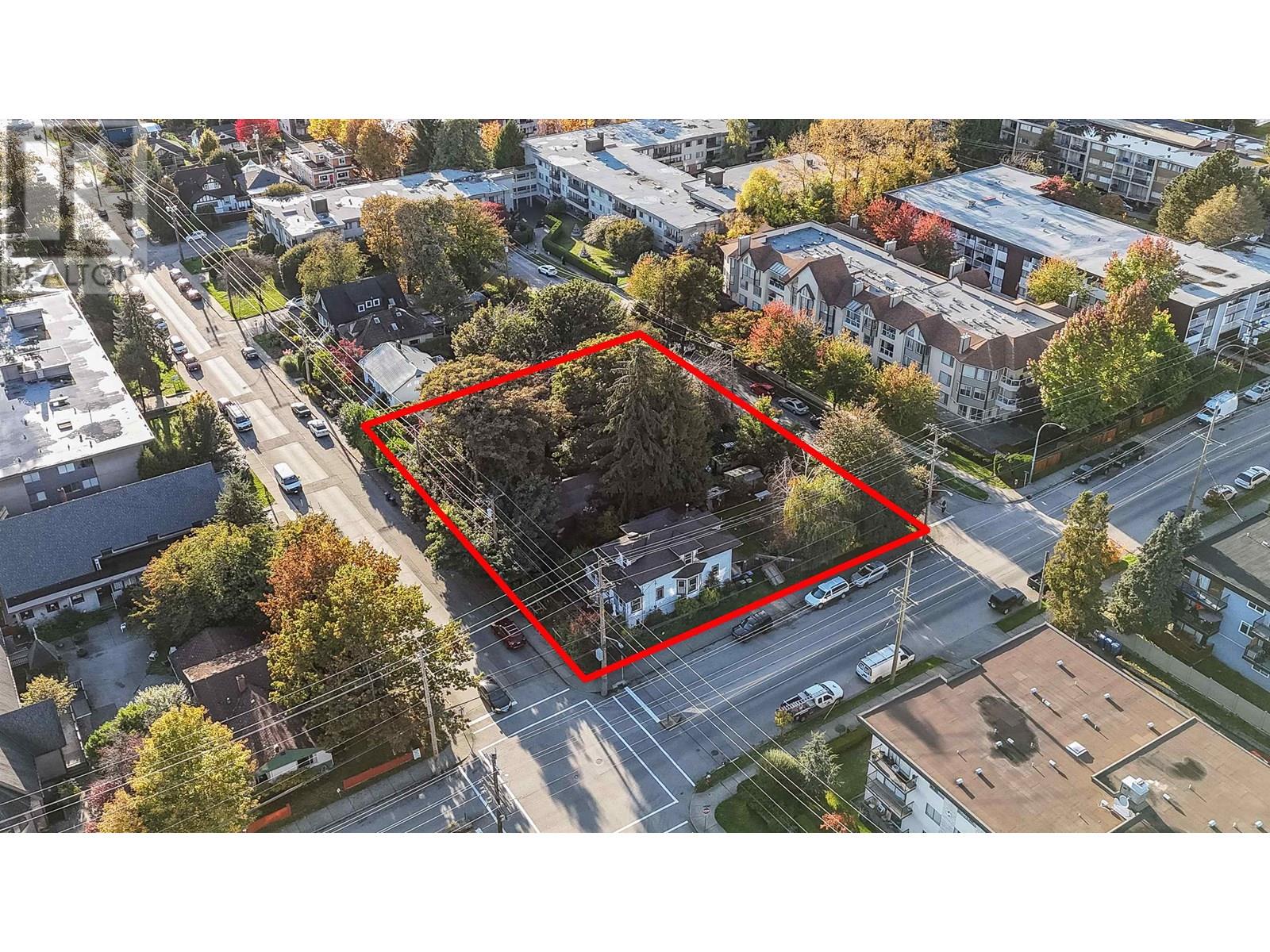 1005 Fifth Ave, New Westminster, BC V3M 1Y4