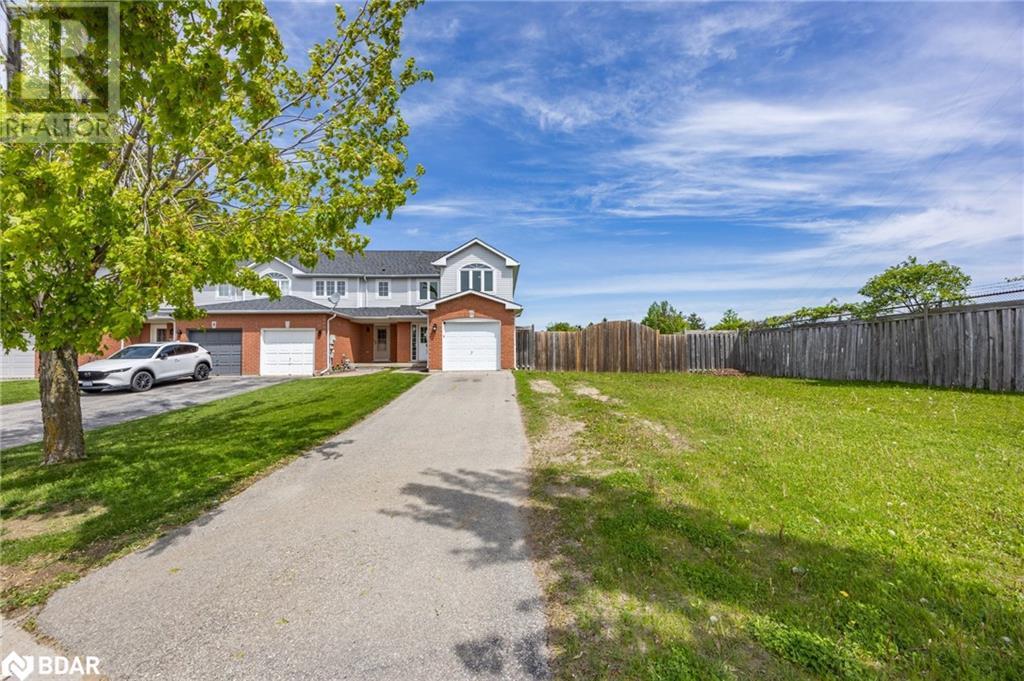 13 Sunset Pl, Barrie, ON L4N 0T7