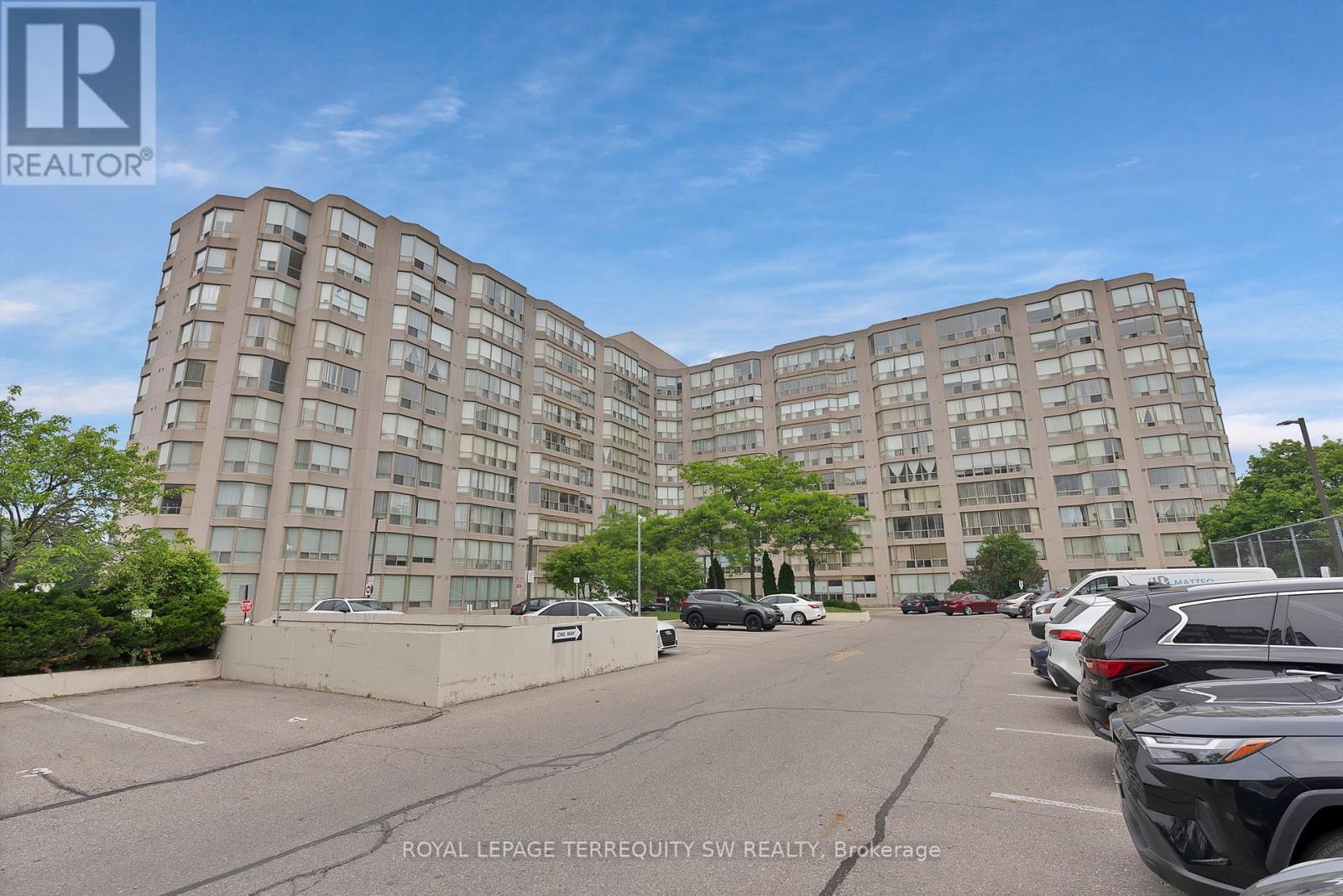 113 309 Major Mackenzie Dr E, Richmond Hill, ON L4C 9V5