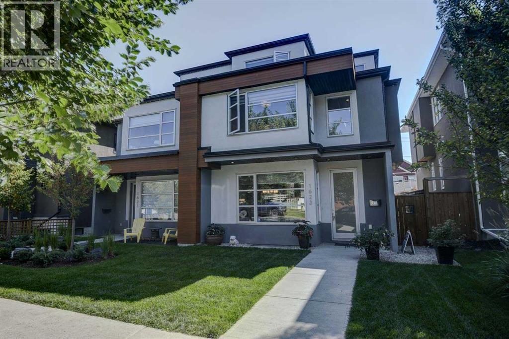 1623 Westmount Rd NW, Calgary, AB T2M 3M2