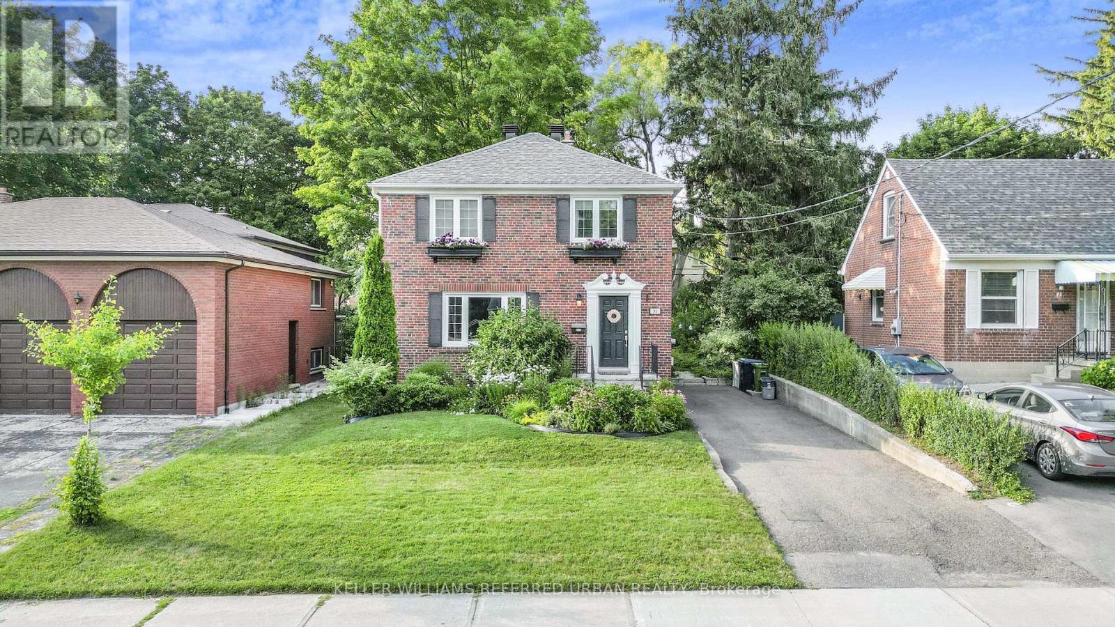 90 Norton Ave, Toronto, ON M2N 4A5