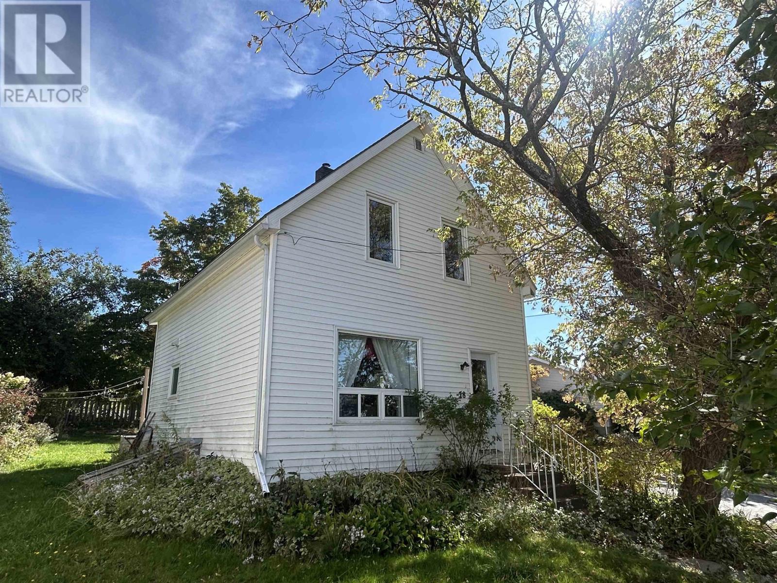 78 High St, Trenton, NS B0K 1X1