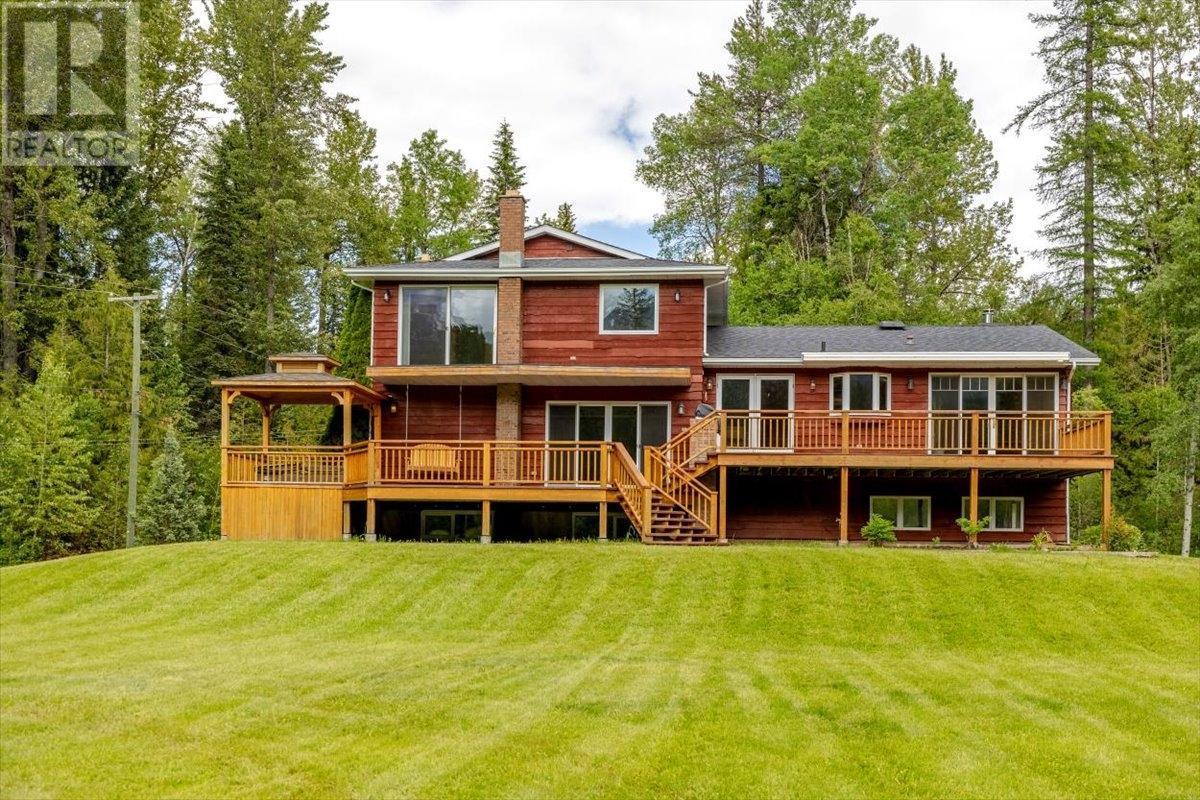 3443 Anderson Rd, Fernie, BC V0B 1M1
