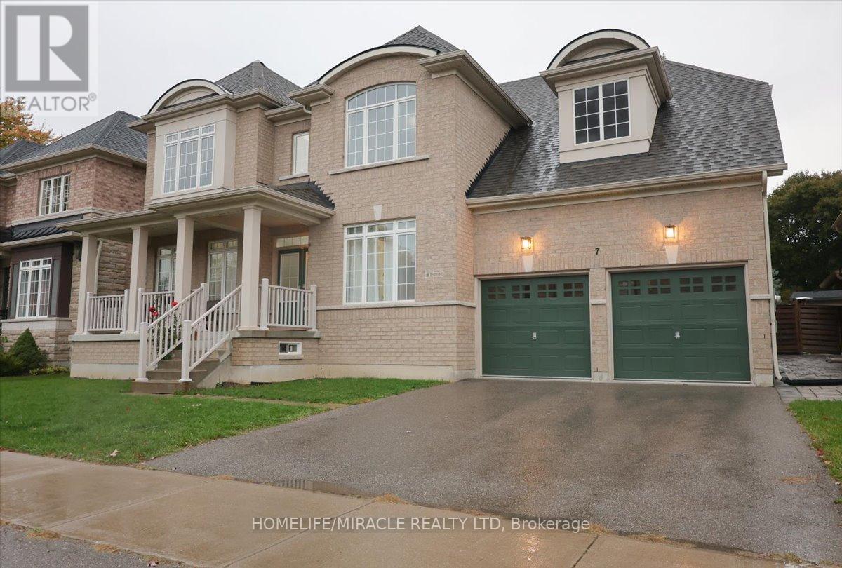 7 Riley St, Innisfil, ON L0L 1L0