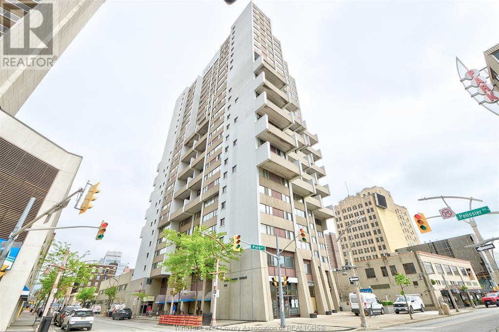 380 Pelissier Street Unit 502, Windsor, ON N9A 6V7