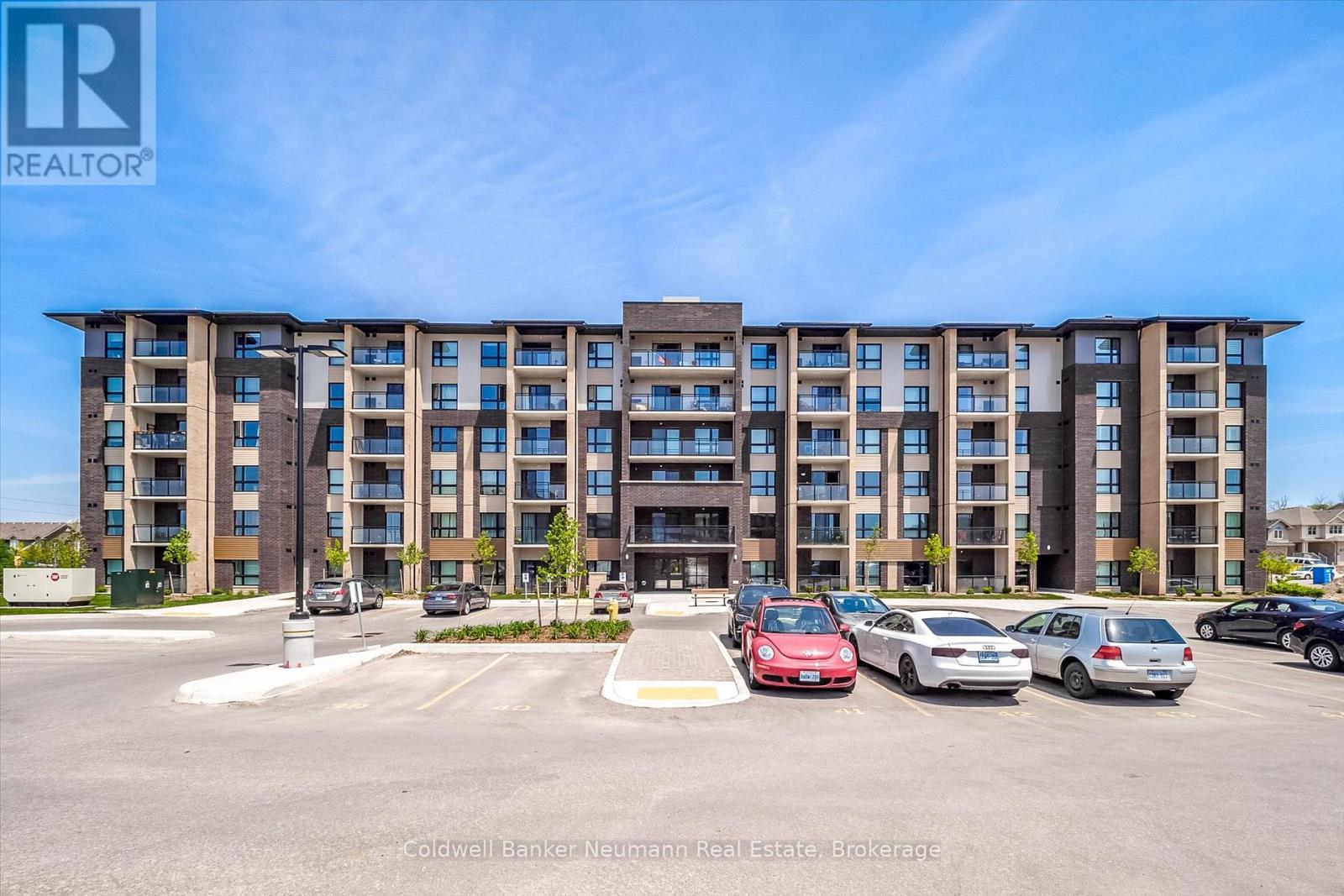 306 7 Kay Cres, Guelph, ON N1L 0P9